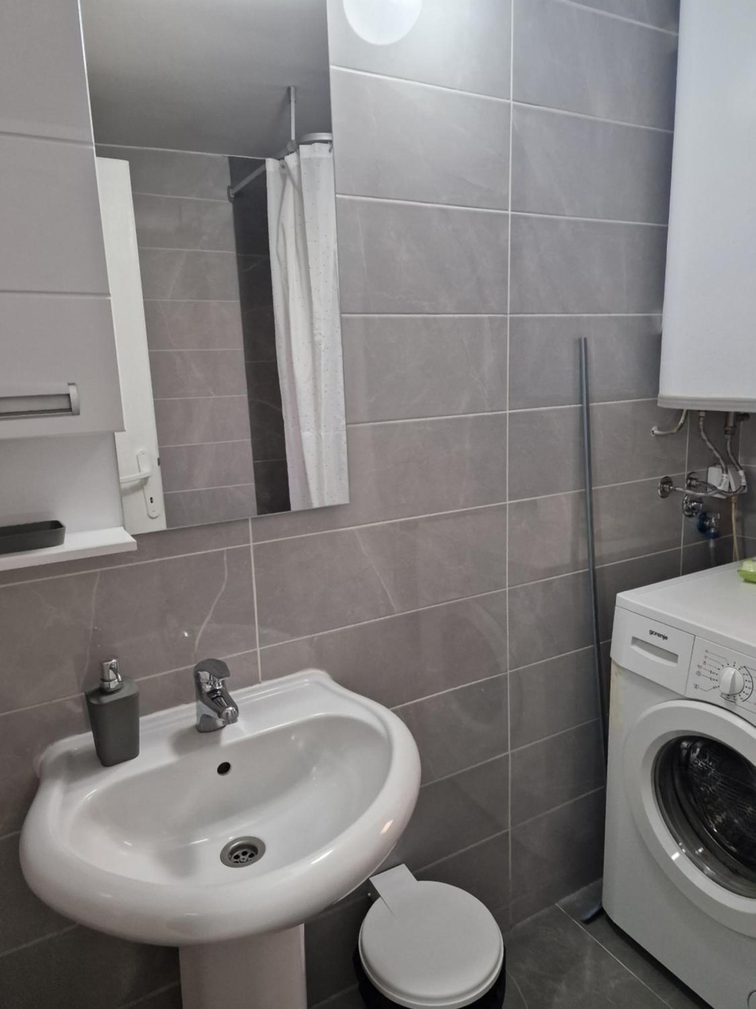 Zed Apartmani Leskovac ليسكوفاك المظهر الخارجي الصورة